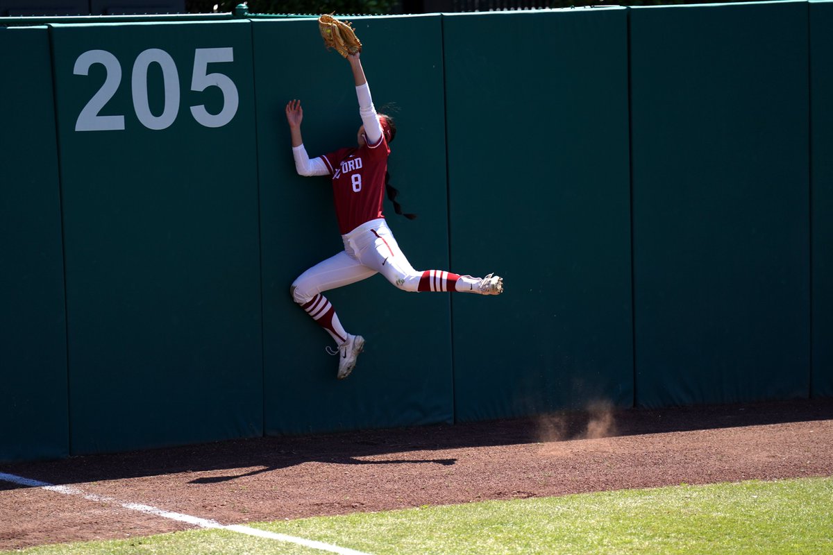 NCAASoftball tweet picture