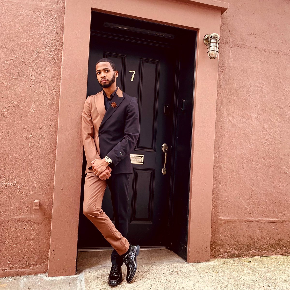 nastynico99's tweet image. 2 sides to every story #doublebreast