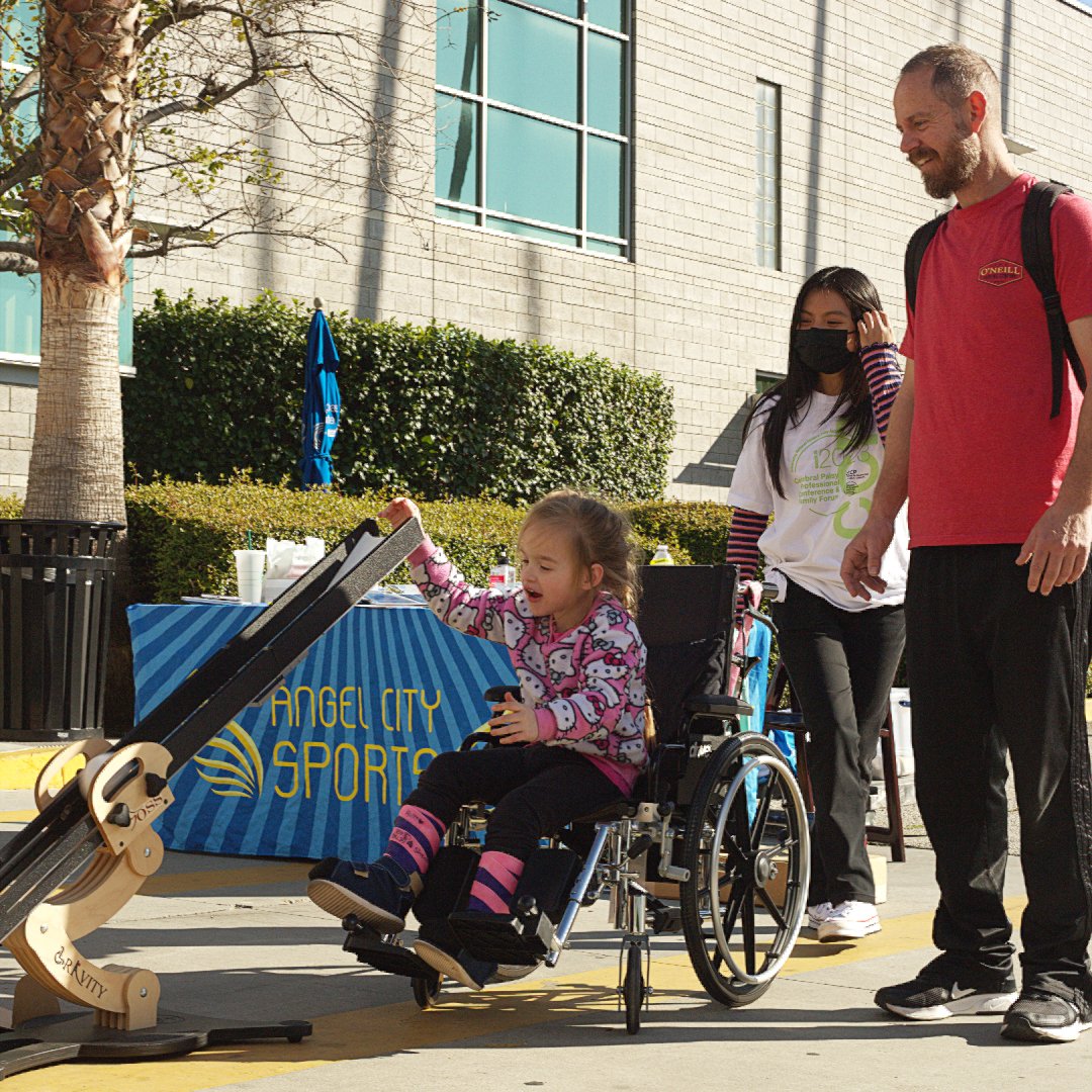 LuskinOIC's tweet photo. Our #CPAwarenessDay celebration was one that won't be forgotten. Led by the team at UCLA | LuskinOIC more than 200 OTs & PTs, community leaders and families joined us to engage in conversations and activities to equip people with CP & their families with tested tools & resources. https://t.co/8CxK15Fao8