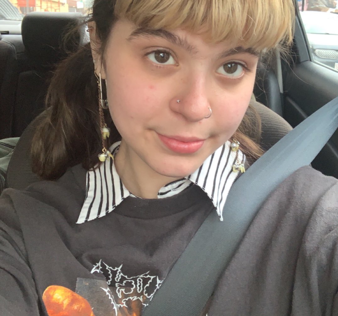 f4ke_emo's tweet photo. finally got the other side of my nose pierced hey hey hey https://t.co/G07VbXKdiF