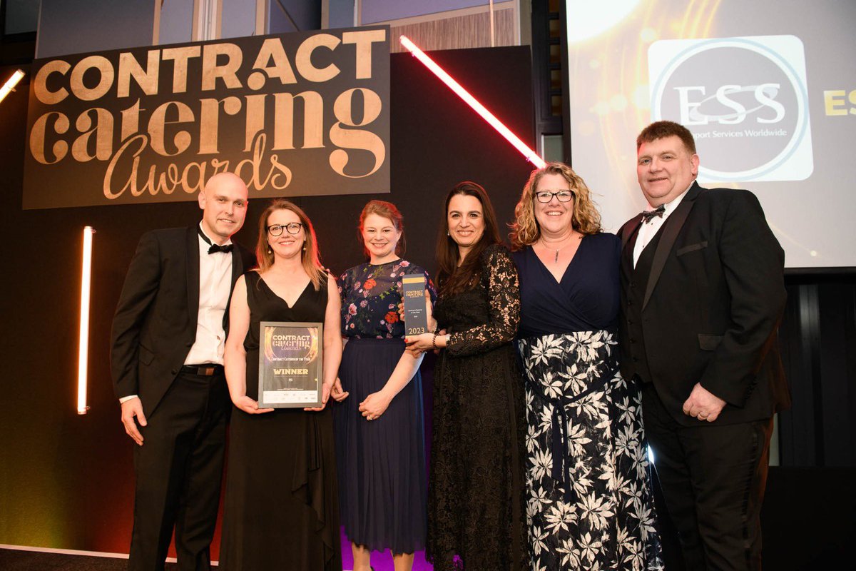 CCateringMag's tweet image. Here it is ladies and gentlemen, the big one… the prestigious Contract Caterer Award, sponsored by @collectivedairy, goes to ESS! Great food, quality drinks and first-class service. What more could you want? A massive congratulations to the whole team. #ContractCateringAwards