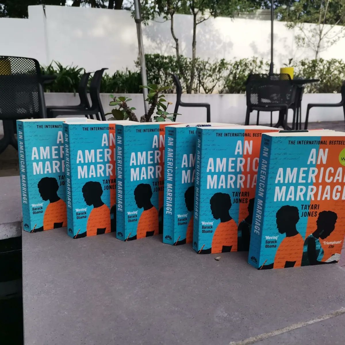 BookishMamzo tweet media