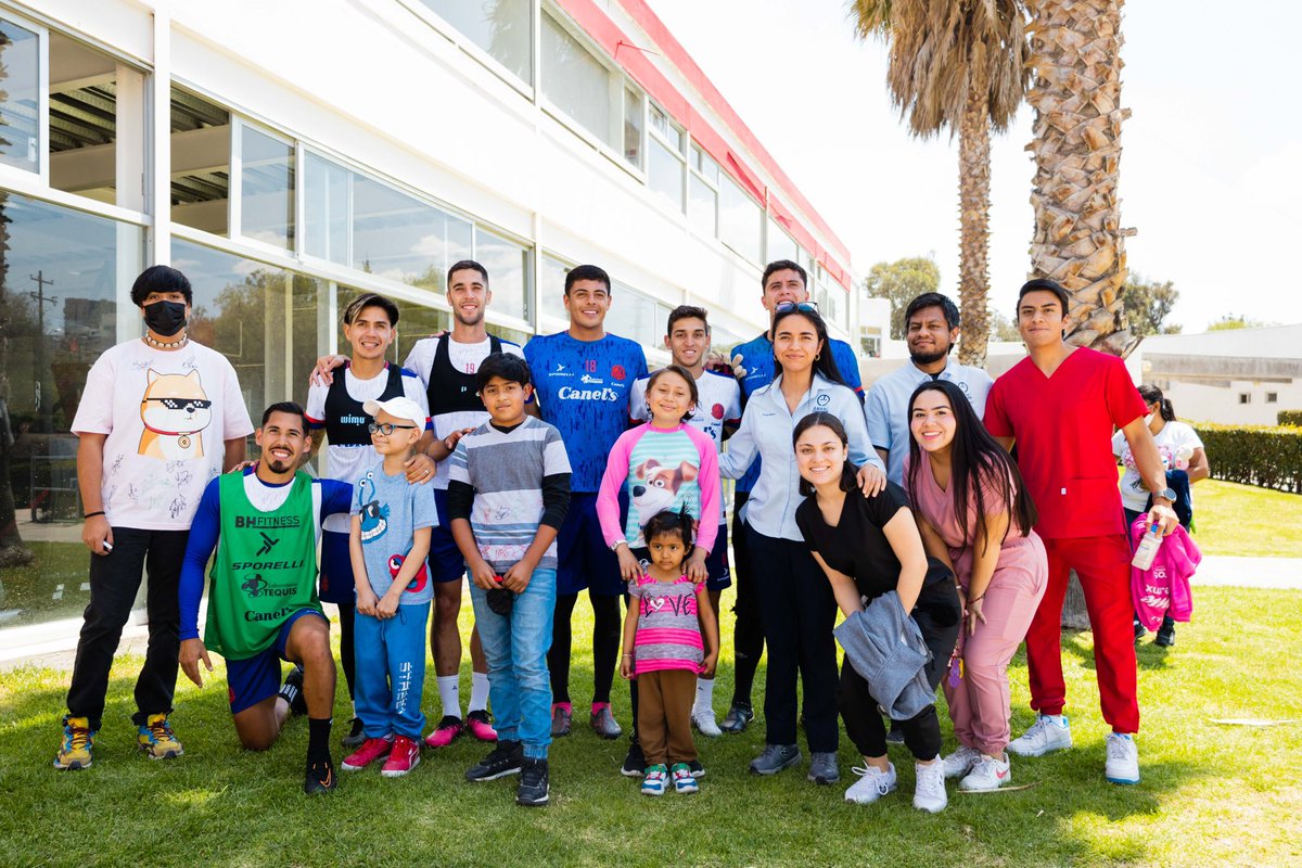 AtletideSanLuis's tweet photo. Como parte de nuestro compromiso Atleti, pacientes de @amancslp visitaron nuestras instalaciones de la Ciudad Deportiva La Presa.
Todos los detalles ➡️ https://t.co/656jUpTHxX
#ConAlmaPotosina #CompromisoAtleti https://t.co/laUHmcNLZu