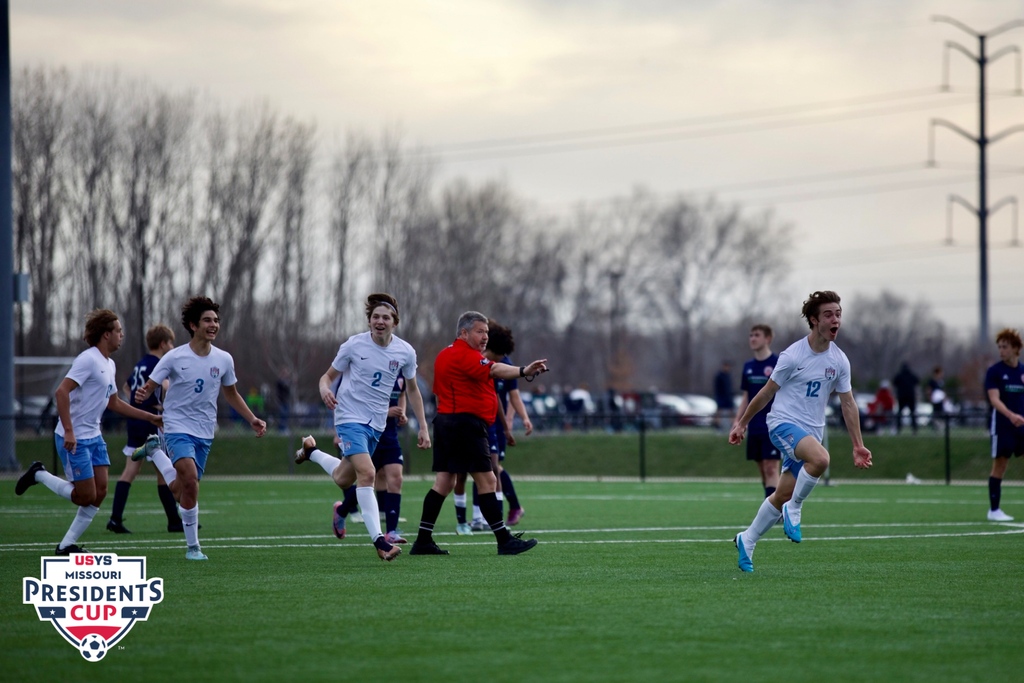 MOyouthSoccer's tweet photo. We love to see those team celebrations! 🎉
See you next month for Presidents Cup Championships!
#MOPresCup #MOCups #moyouthsoccer #usys #youthsoccer https://t.co/MzkxwZ9snw