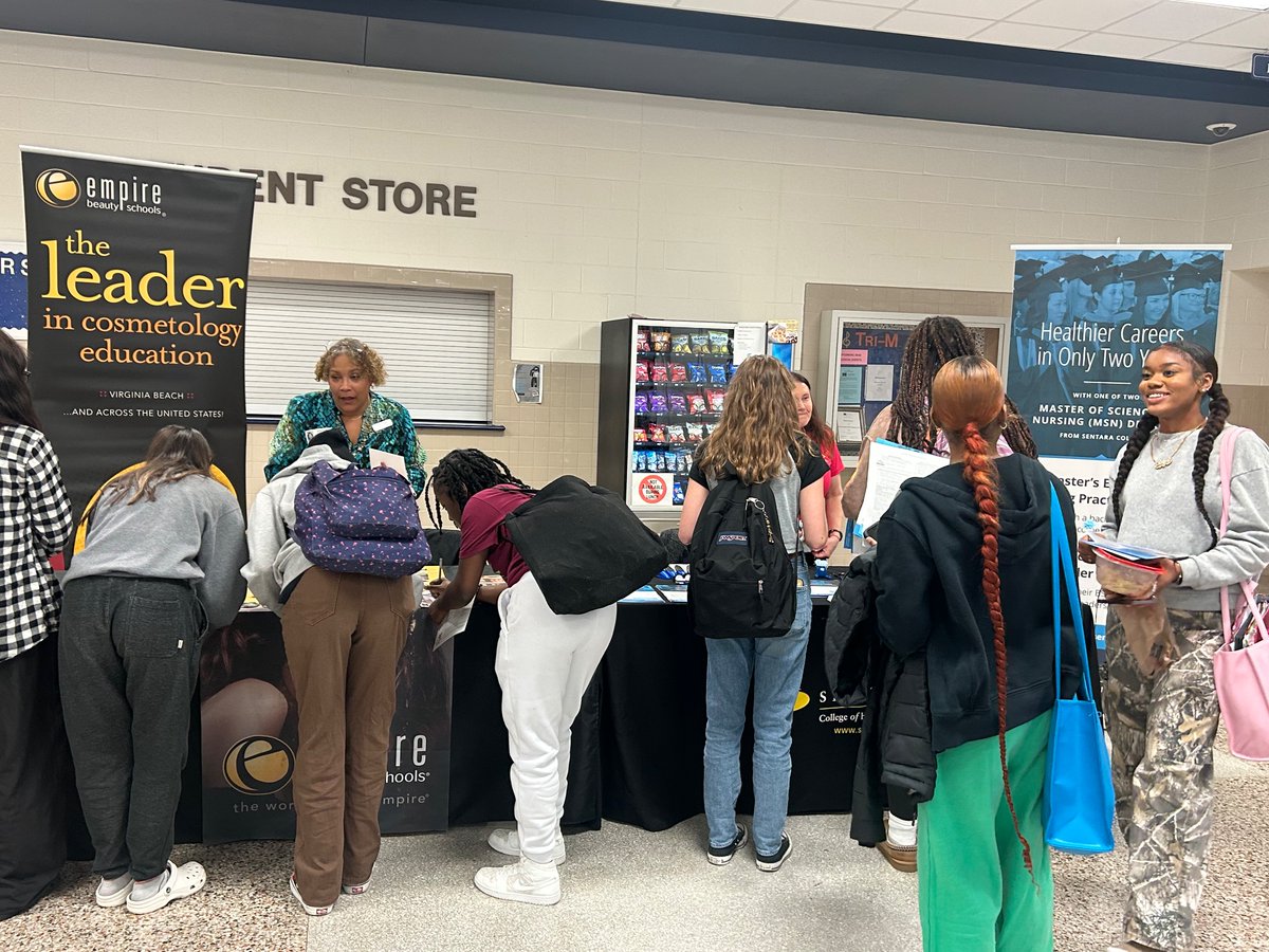 I’m extremely thankful for all of the participants in the second Ready to Rise: College & Career Fair held today @IRHBraves! @Chesapeake_CTE @AccessCollegeFd #Collaboration #WBL #ReadyToRISE