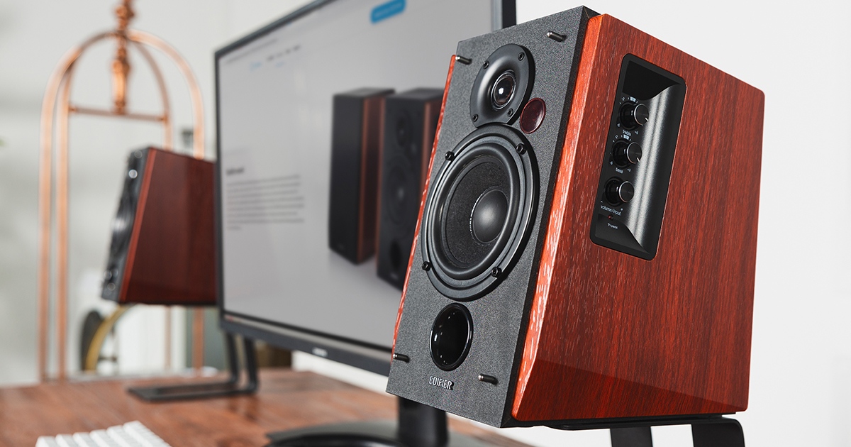EdifierNAmerica's tweet photo. What a view😍🔥
.
.
.
https://t.co/RSM8s7mV3O
#Edifier #edifans #bookshelfpeakers #speakers #audiophile #speaker #soundquality #R1700 #monday #march #audioreference #setups #music https://t.co/i5zLDt6N2N