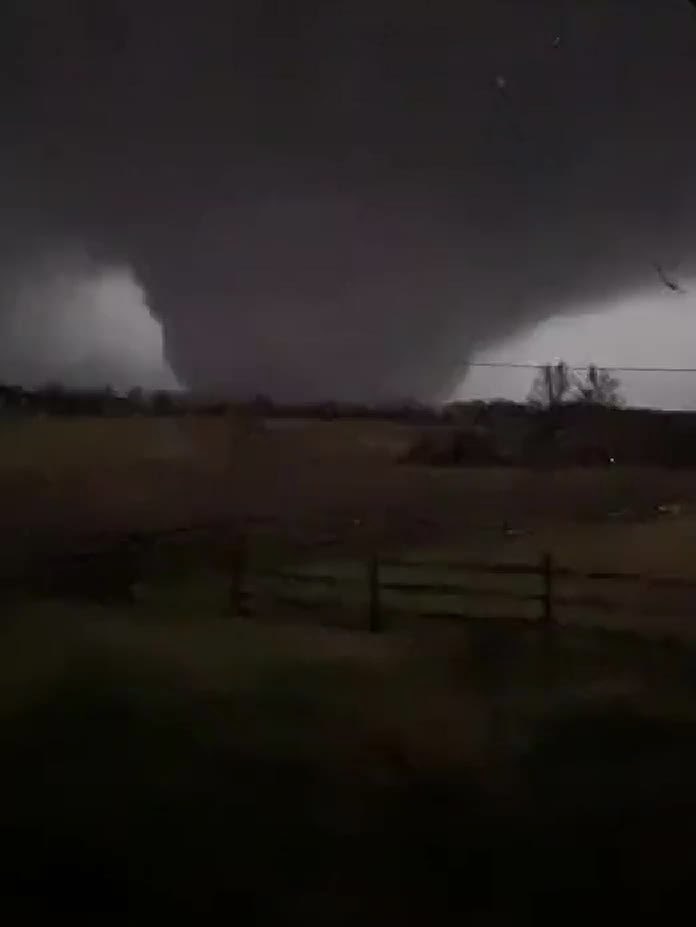 TornadoEnthusiast 🌪️ on Twitter "4. Mayfield Dawson Springs
