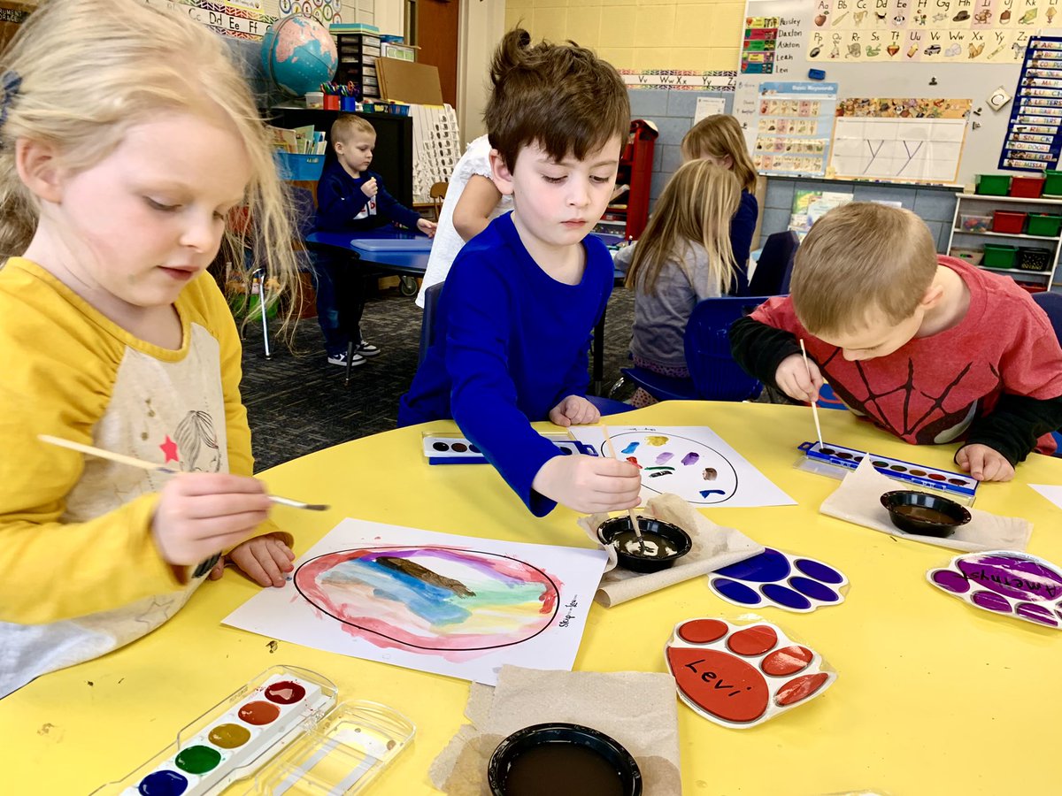 flower_mwcsd's tweet photo. Watercolor painting is one of our favorite activities!🎨 https://t.co/oA1894wXA4