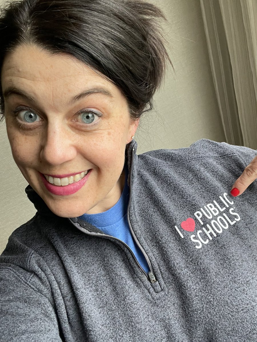 Anytime principals are together you have to break out #ilovePublicSchools gear. @NCSAToday