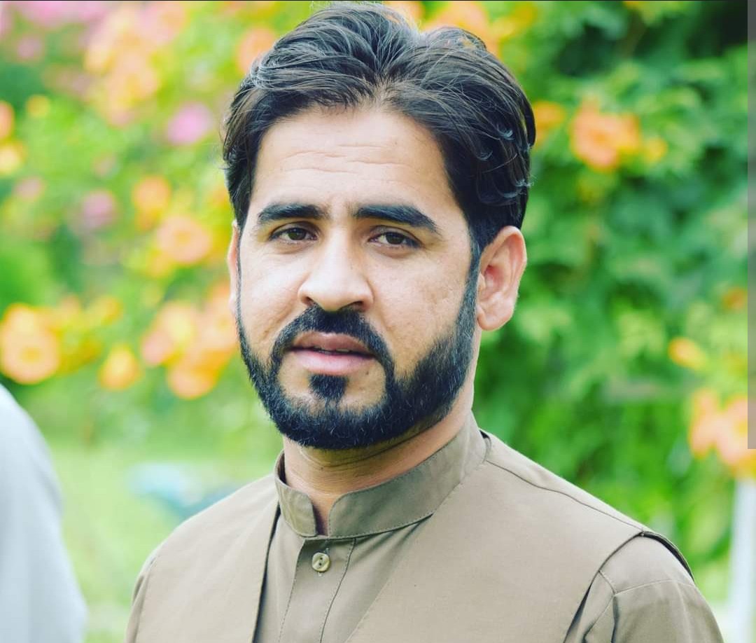 Alarmed by reports that @matiullahwesa famous educator esp. for #girls, leading civil society member & founder of @PenPath1, has been arrested in Kabul by the Taliban dfA. His safety is paramount & all his legal rights must be respected. #ReleaseMatiullahWesa