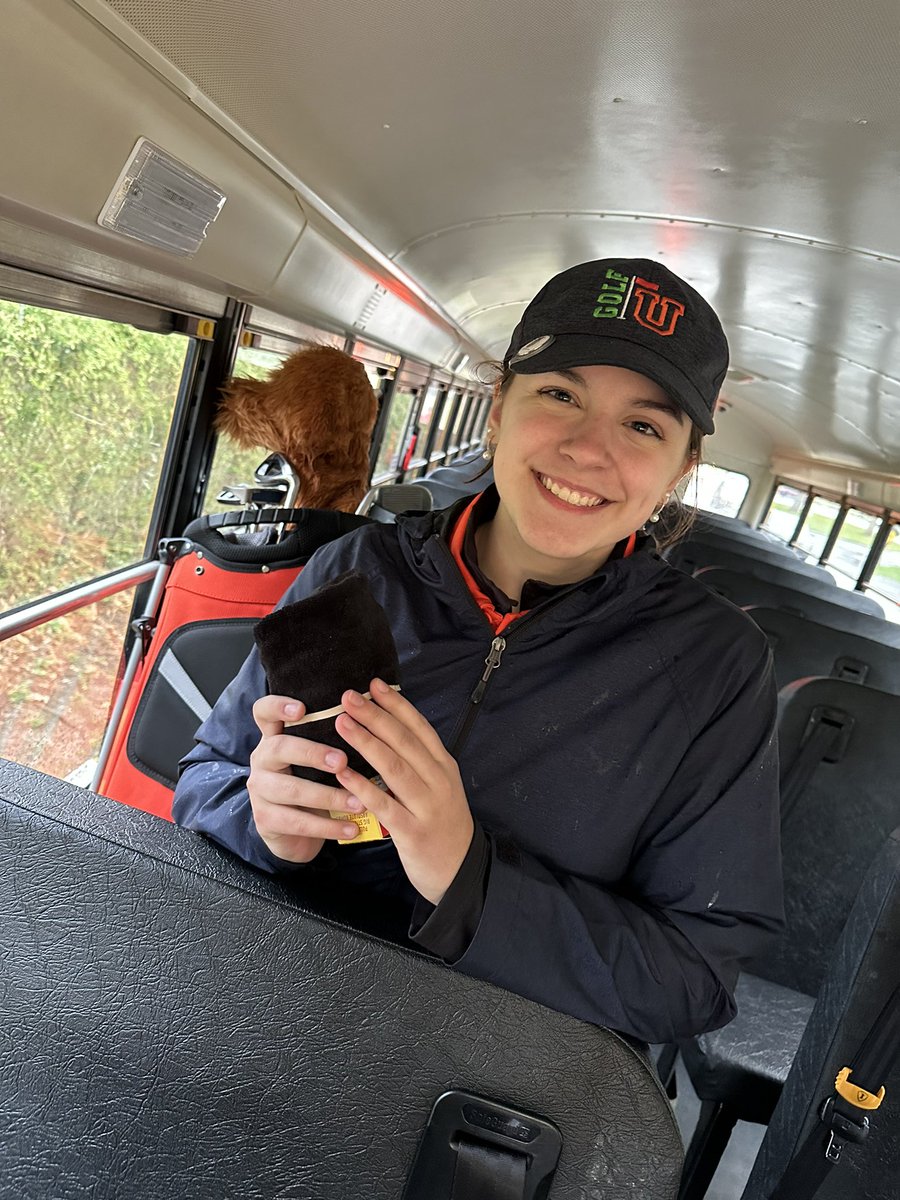 In her first event as a Lady Chief, freshman Macyn Scott takes home the closest to the pin prize in the Moorestown tournament by sticking her tee shot to 5’ ⛳️