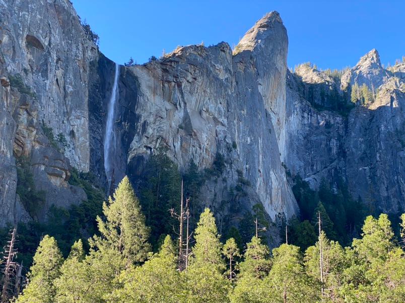 Yosemite never disappoints!  Gorgeous!
#Nationalparkexpress #travelusaexpress #nps #findyourpark #travelusa #visitusa #familytravel #visityosemite #getoutdoors #nationalparks