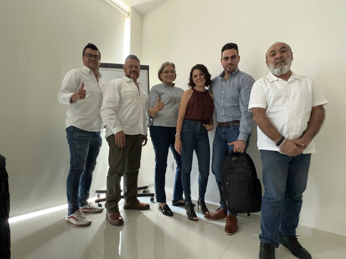 CrocheMx's tweet photo. El día de hoy, el comité directivo de la Asociación de Agentes Inmobiliarios de Mexico A.C (AAIMAC) tuvimos una reunión para aplicar estrategias que ayudaran a los socios para impulsar sus ventas.
Trabajando para todos.
#aaimac #inmobiliarias #Reslestate https://t.co/tZnVsVE7Yh