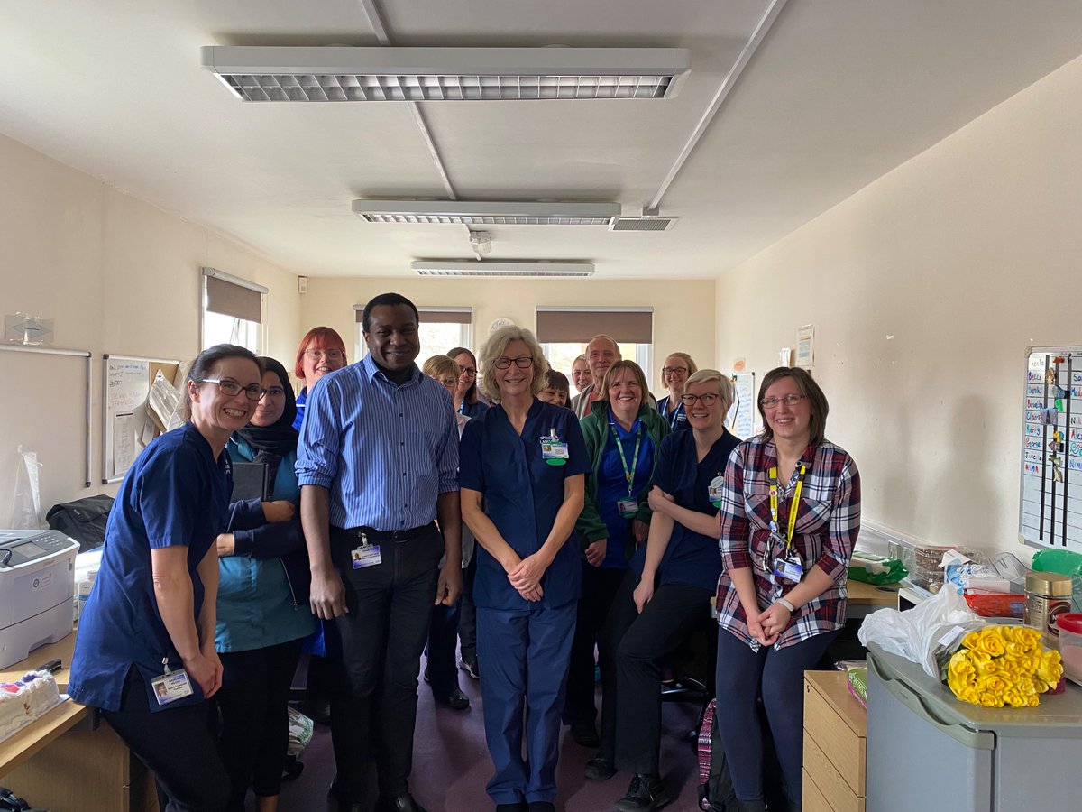 dejolaleye's tweet photo. Happy Retirement to Sarah Harris (Speech Therapist, Head &amp; Neck) @Leic_hospital 🙏👏

You are a true heroine &amp; we are grateful for your years of service to our cancer patients. You have helped improve their quality of life in the darkest moments after chemoradiation or surgery 🙌 https://t.co/9k3hgR4S03