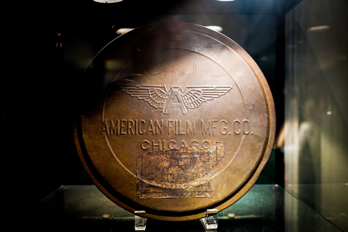 Film Can, Hollywood Heritage Museum, Hollywood, California

rosannewelch.com/2023/03/27/fil…

#hollywood #hollywoodheritigage #history #blacklist #film #movies #television #losangeles #california #event #documentary #panel #huac #women #children