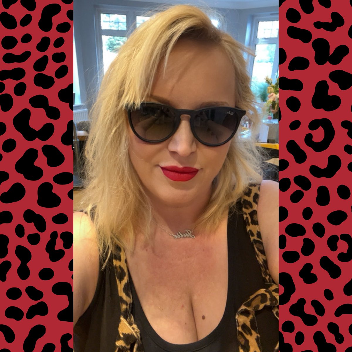 julieprunes's tweet photo. Sunshine helped me motivate myself to get out of bed today and clean out the fridge.
The oldest thing in there was some cinnamon Danish dough that went off on 7th Feb…
And no, it’s not me who puts the ketchup in the fridge 🙄
#ShowMeYourFridge https://t.co/AgArkXocWp