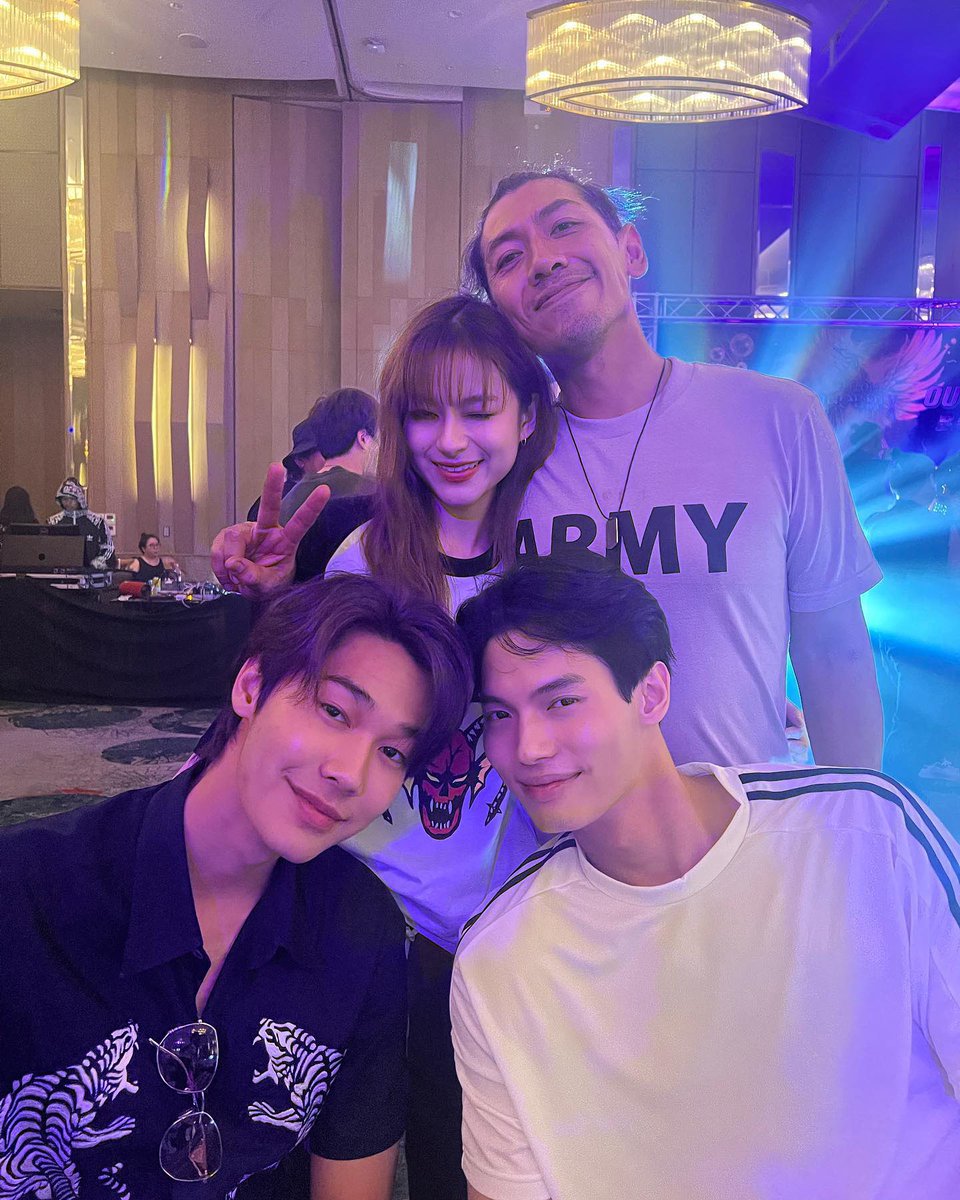 น้องคนชิคชิคเปงน่ายั๊กกก🤏🏻🤏🏻

Ig theniti update

Win in Outing 
#GmmtvOuting2023
#winmetawin <a href="/winmetawin/">Winmetawin</a>