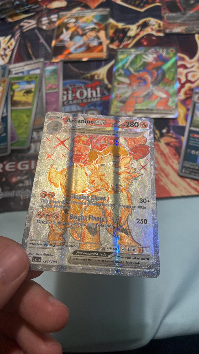 TStok91's tweet image. Friend just pulled this fresh out of the box with giant creases like this :( #PokemonTCG #ScarletViolet #pokemonpulls