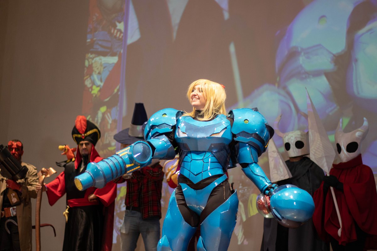 lamolemx's tweet photo. 🏆¡Hoy toca dedicarle un tuit a los ganadores de nuestro concurso sabatino de cosplay! 
🥇Daniela Chapa Chávez (Samus de Metroid)
🥈Omar Medrano Gómez (Din Djarin de The Mandalorian)
🥉Armando López Madrid (Hellboy)
#LaMole2023
📸Fotos: Marianne Pérez https://t.co/7lsppElNgQ