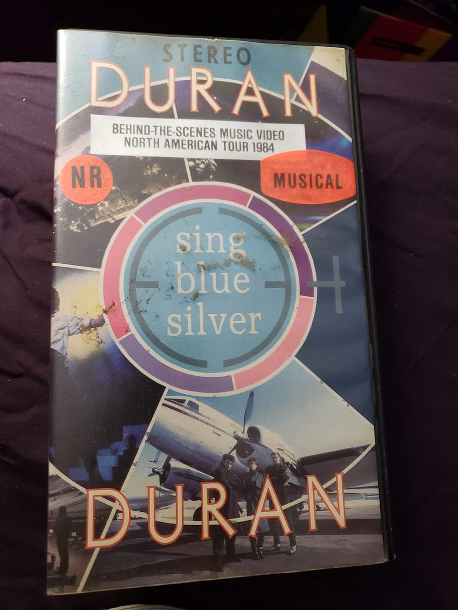 durandurantulsa's tweet photo. Now showing on Steve's Favorites Filmfest... @duranduran : Sing Blue Silver (1984) on glorious vintage VHS πΌ! #duranduran #duranduranlive #singbluesilver #sevenandtheraggedtiger #80s #documentary #mockumentary #concertfilm #vintage #vhs #andytaylor #godhealandytaylor... https://t.co/EomLS1zqMA