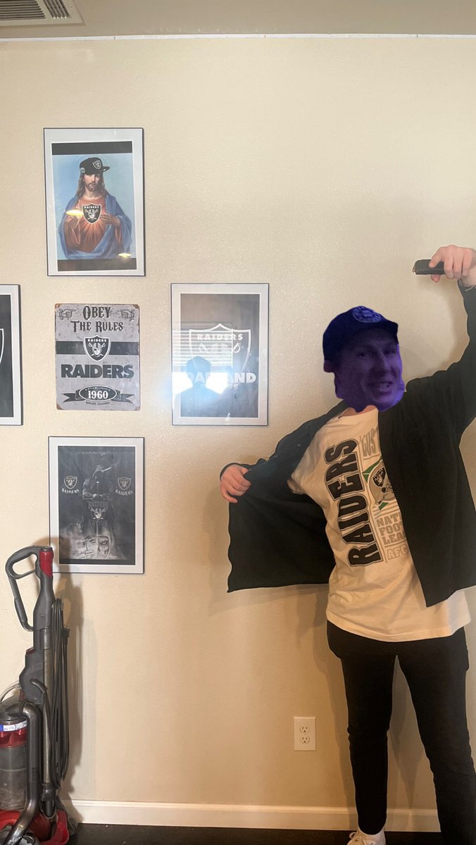 TobinTheThird's tweet photo. My boy a BD on fuckin Lamron #extrapercentformyshooter #glockinmysock #strapinmycap #blammieinmysammie @ElliottFreer https://t.co/ppZPj2RmdD