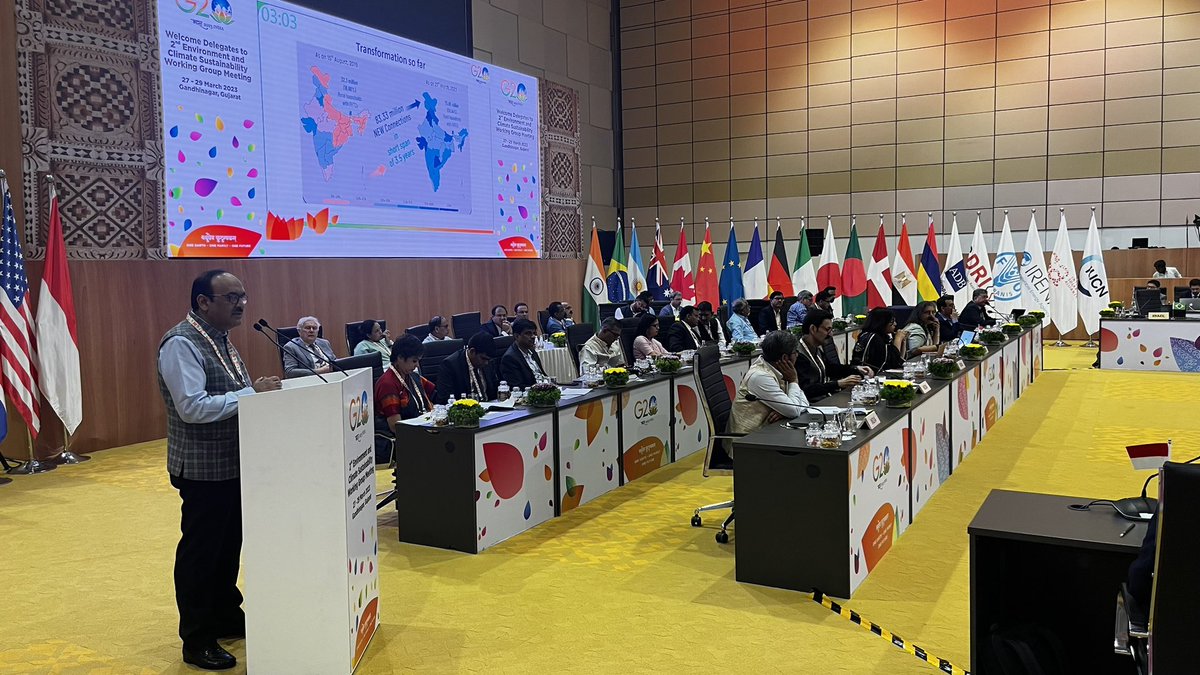 DoWRRDGR_MoJS's tweet photo. Shri. @iamvikassheel, AS &amp; MD, @jaljeevan_ Mission, Ministry of Jal Shakti gave a presentation on #JalJeevanMission &amp; @swachhbharat highlighting India's target of sustainable development goal 6 and how India is ensuring water accessibility for all. #G20JalShakti @g20org https://t.co/GIQnfjYaQ5