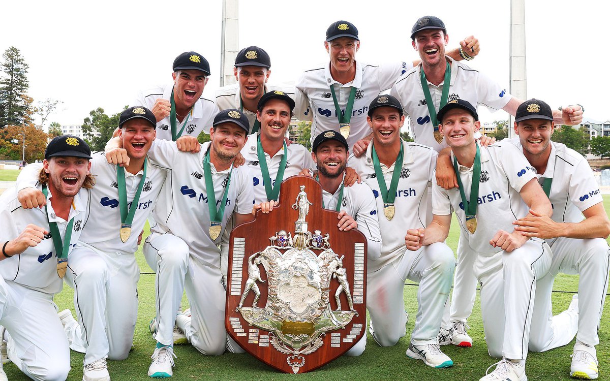 willettondrags's tweet photo. Drags ๐ค winning flags
A massive congratulations to Cam Bancroft, Aaron Hardie and DโArcy Short who contributed to WAโs Sheffield Shield win. Bang and Hards played vital roles in the final to get the sandgropers home ๐
Congrats lads! #flagons ๐ https://t.co/nAER0APxcY