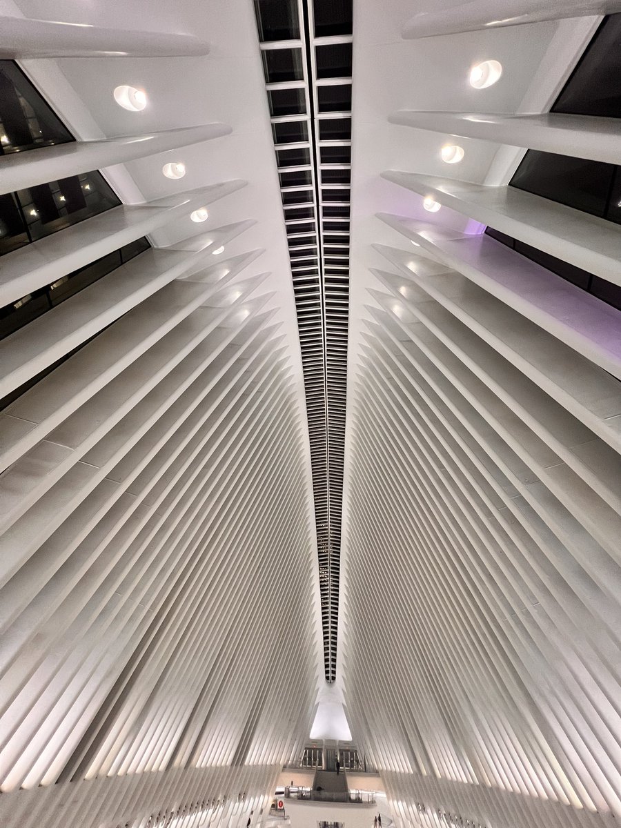 On my trip to NYC last week my hotel was 1 block away from The Oculus! What an architectural marvel… The design and scale of this structure is amazing! The budget was $2 Billion and as is customary with most projects it went over budget and ended up being $4 Billion dollars to… https://t.co/fBSyHSOPjK 