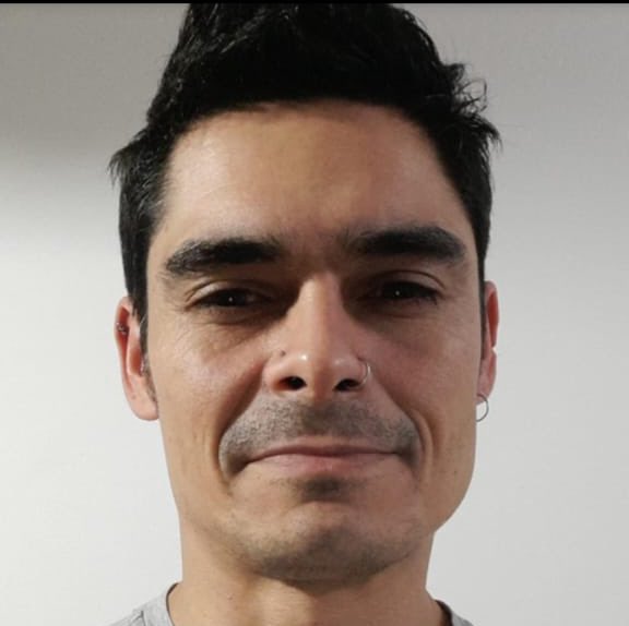 Tengan mucho cuidado porfavor cuando viajen en “Uber” muchas veces pensamos que es lo más seguro, pero nunca sabemos, con quien tratamos del otro lado, mi hermana acaba de sufrir un episodio muy feo volviendo a casa