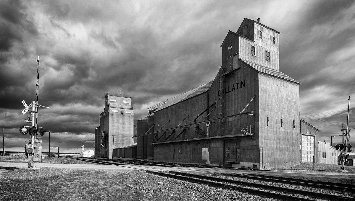 Brady, Montana ….  ….  … #Montana #grainelevator #centralmontana #bigskycountry #blackandwhitephotography #rurallife #lastbestplace