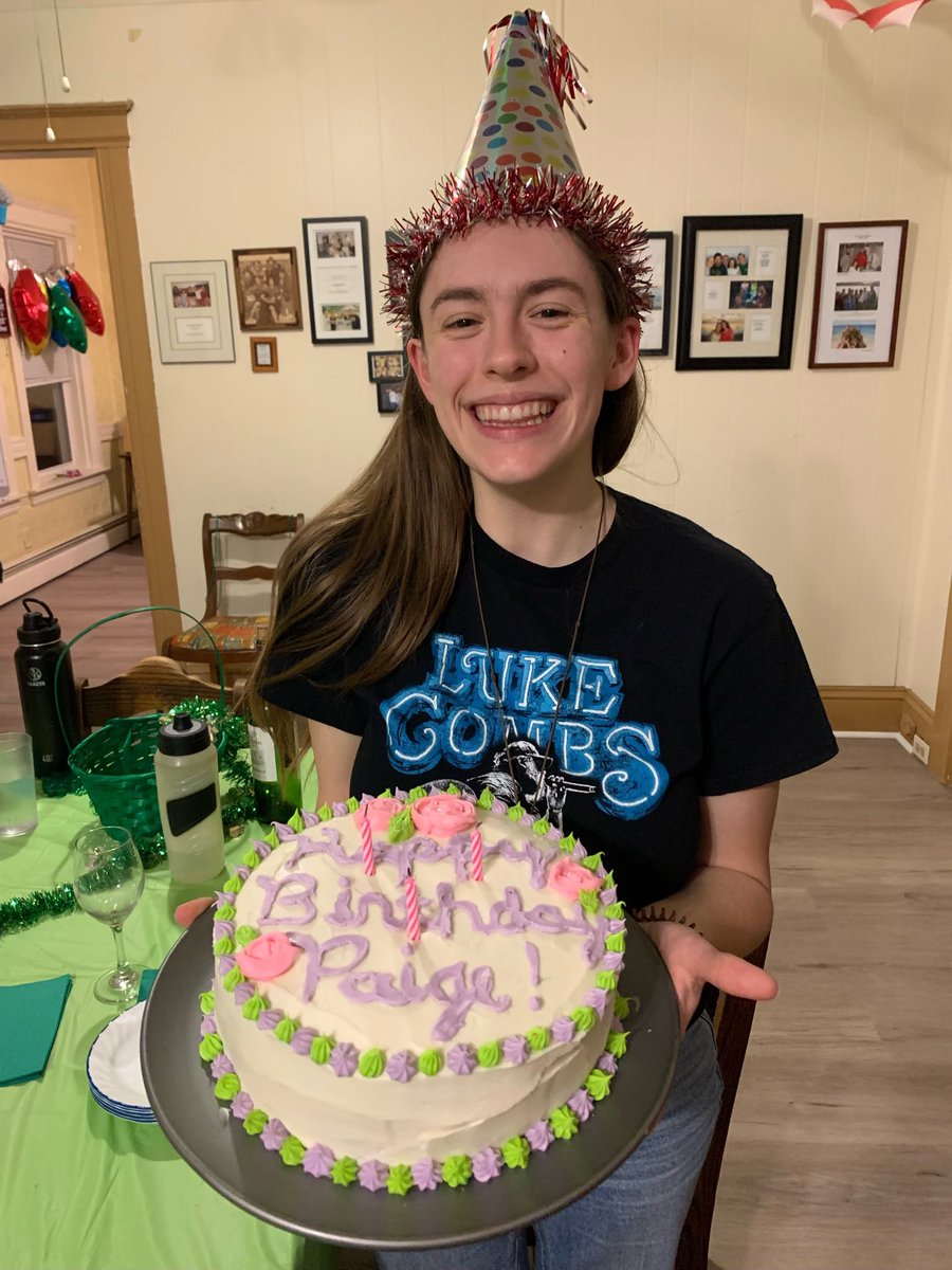 Happy Birthday, Paige! 🥳 🎈🎊 We are so blessed to have you with us in Syracuse serving residents and their families at Francis House!

We also would like to remind everyone to vote for us today at cnytuesdays.com/vote-page-live…