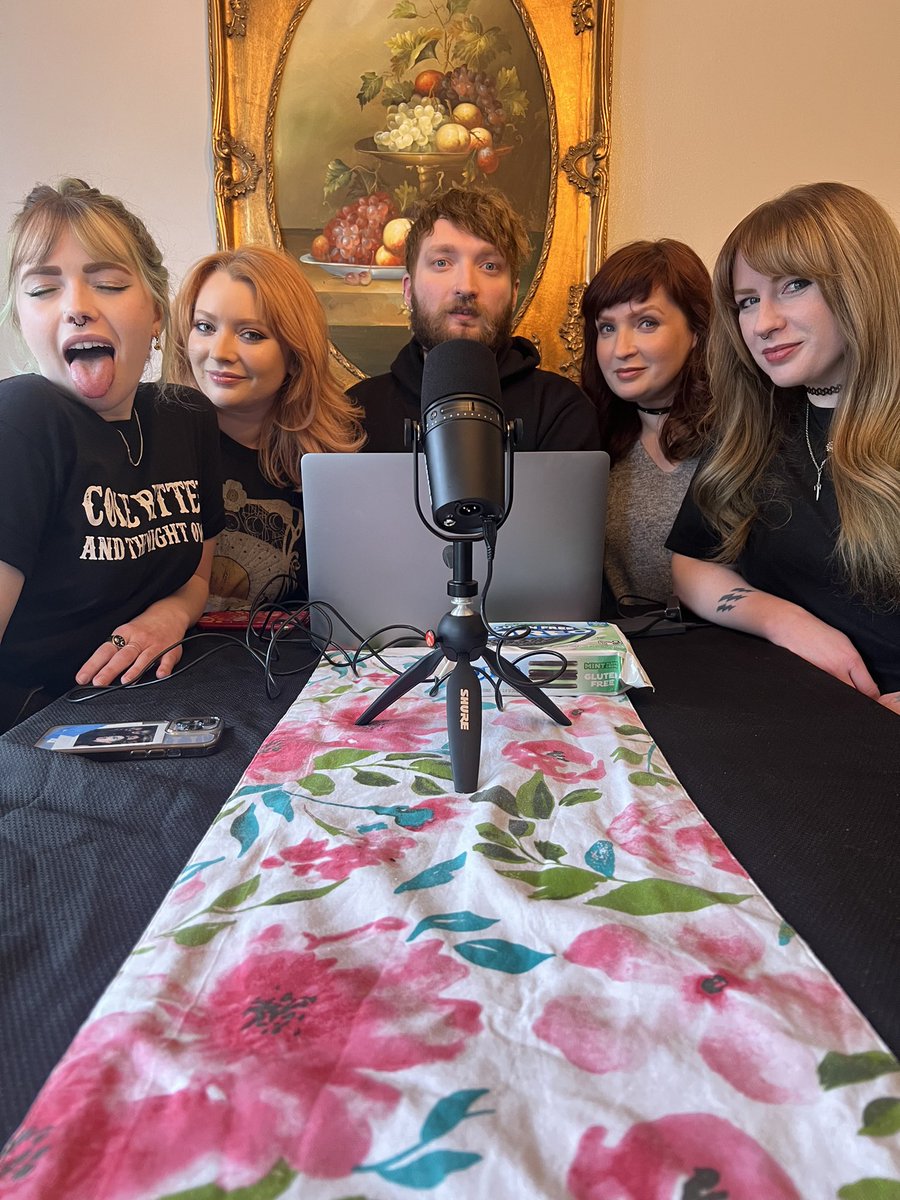 Episode 4 of Snacks and Yaks is out now! We know it’s been a little bit since we’ve posted a new episode but that’s only because we’ve been hard at work on this music video!! In this episode we talk with <a href="/salty_stellfish/">Jensen 🪐</a> about making the music video and a lot about food lol also
