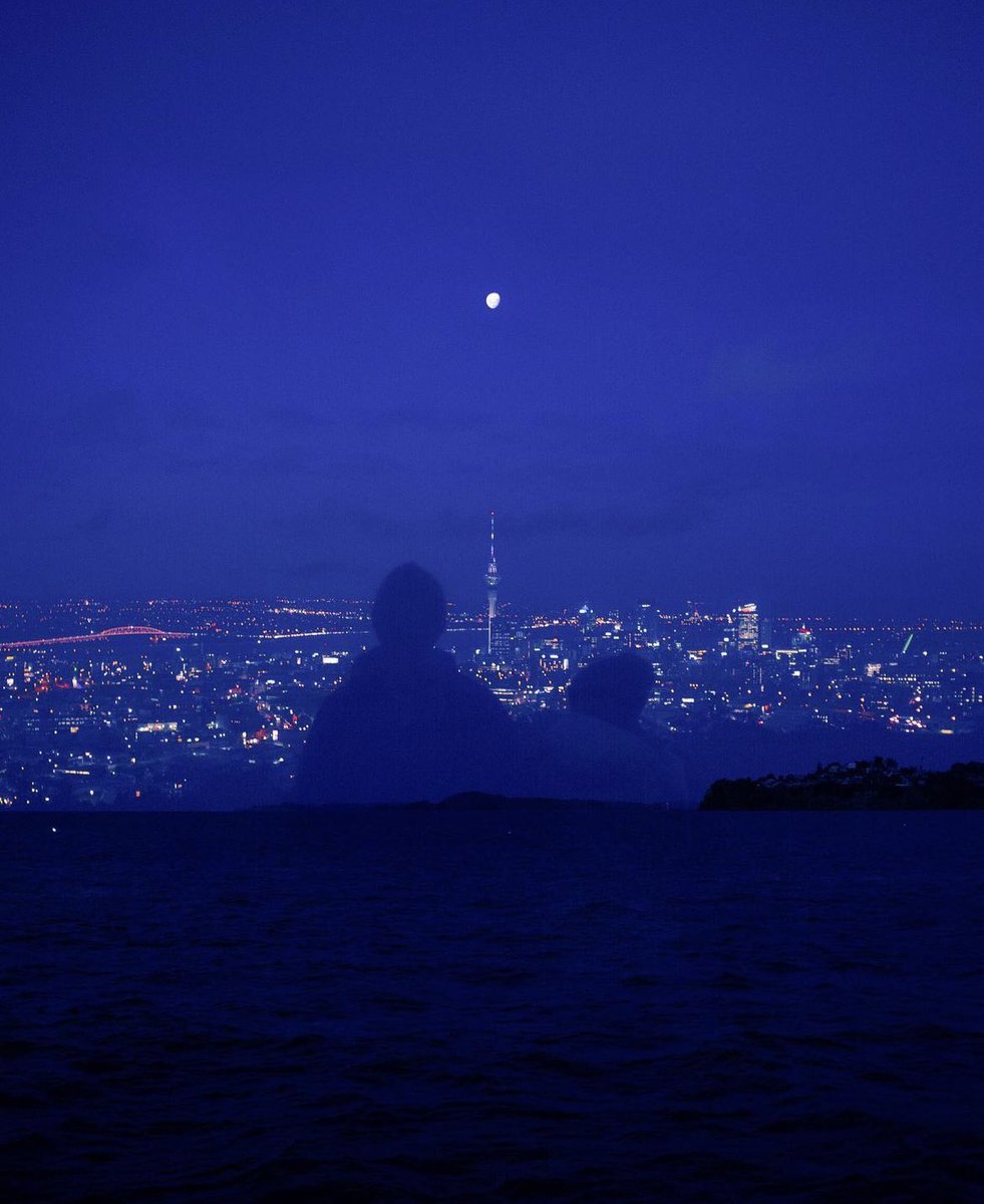 ezraleary's tweet photo. Tones of blue https://t.co/qQjWchUgRx