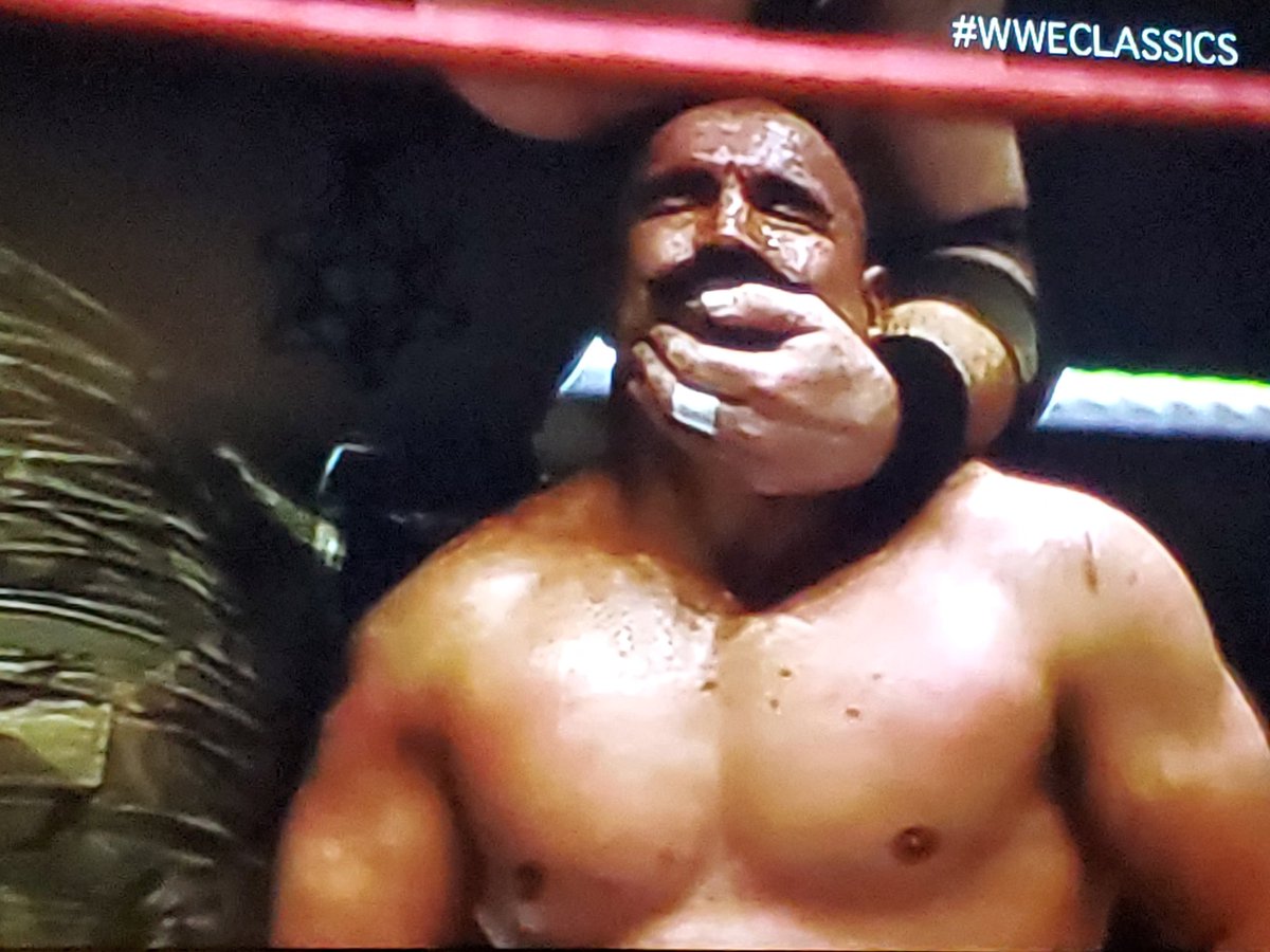 PatGlover827's tweet photo. @the_ironsheik The Sarg kissed your ass https://t.co/zezuW3lSR5