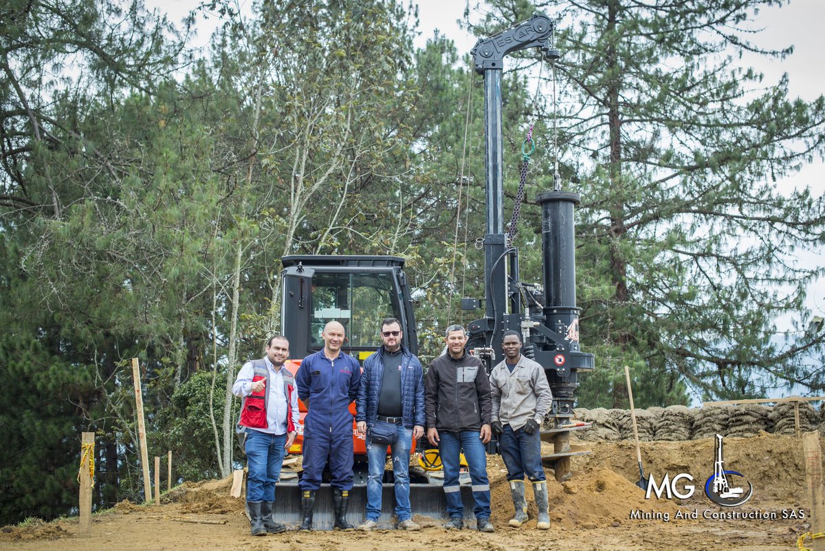 mgmining's tweet image. Entrega final en obra de Piloteadora Tescar CF3S S Plus EVO a importante cliente de Medellin, para más información visítenos en mgmining.com #mgmining #tescar #tescarcolombia #piloteadora #piloteadorausada