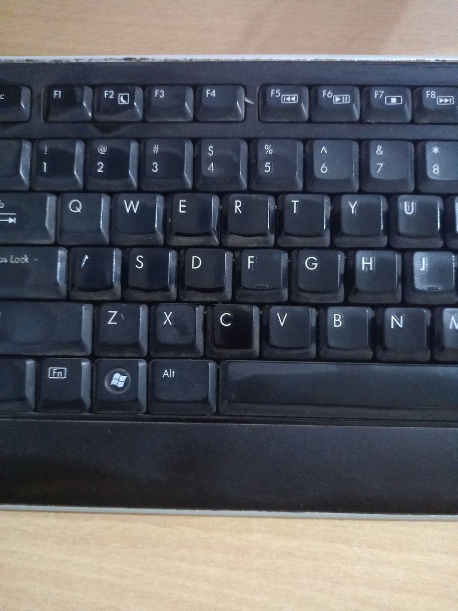 NissaSuka's tweet photo. 18!, qwerty, pada masanya ... dia jaya https://t.co/k37sjw39vm