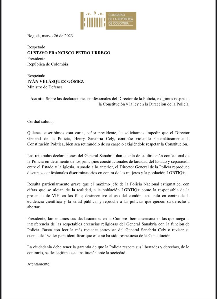 DeLaCalleHum's tweet photo. Rechazo las discriminaciones y estigmatizaciones del @DirectorPolicia. No pueden ser confundidas con libertad de culto. Existe una clara incidencia de sus creencias religiosas en su rol como director y deben tomarse medidas. Somos un estado laico. https://t.co/8GH7JPDjLk