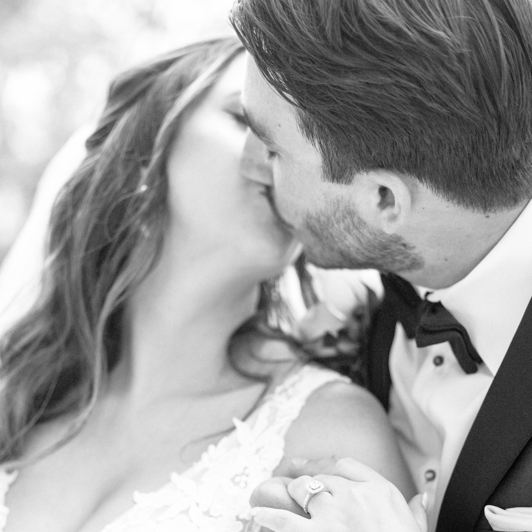 MaryBethBoehm's tweet photo. Love is in the air. https://t.co/svAQHUxzRF