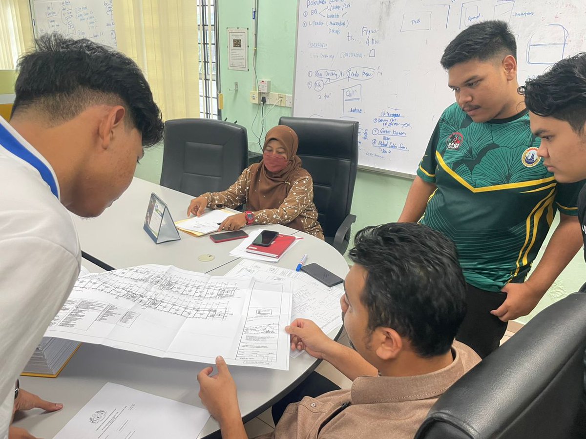 danialjkrckm's tweet photo. ISNIN : 27/3/2023
- Membantu Encik Farid utk label kandungan dokumen untuk proses audit
- Menerima tugasan daripada Encik Azizul untuk menyemak lukisan tender
@EnCiK_JM1
@JKRCKMKedah
#internfebjun2023
#ckmkedah https://t.co/PGb3M9KyFz