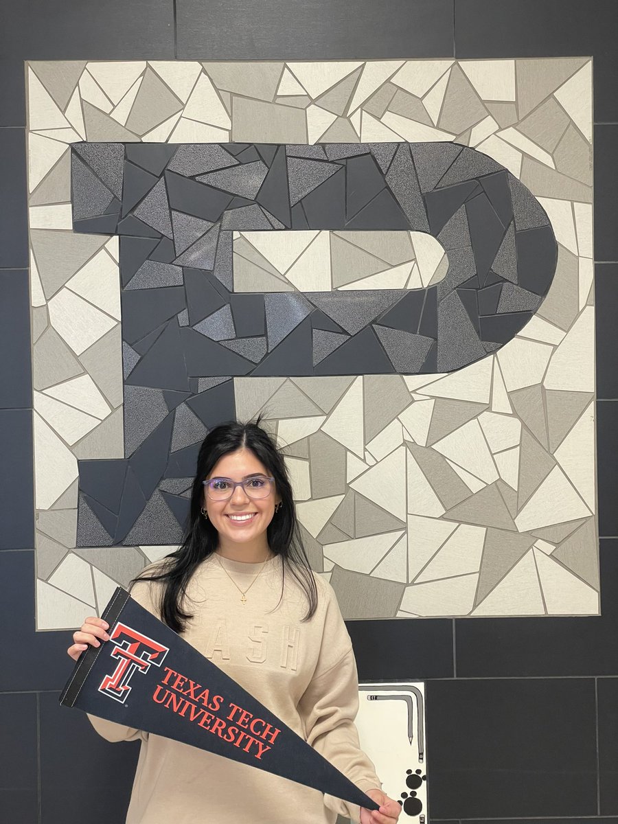 PHS_JPerkins's tweet photo. Congratulations to our MOJO Spirit Scholarship Recipients:

Easton Easley-Fine Arts
Angela Martinez-AVID
Aly Albidrez- Athletics
Madeline Dominguez-CTE https://t.co/sc9ISPKXAo