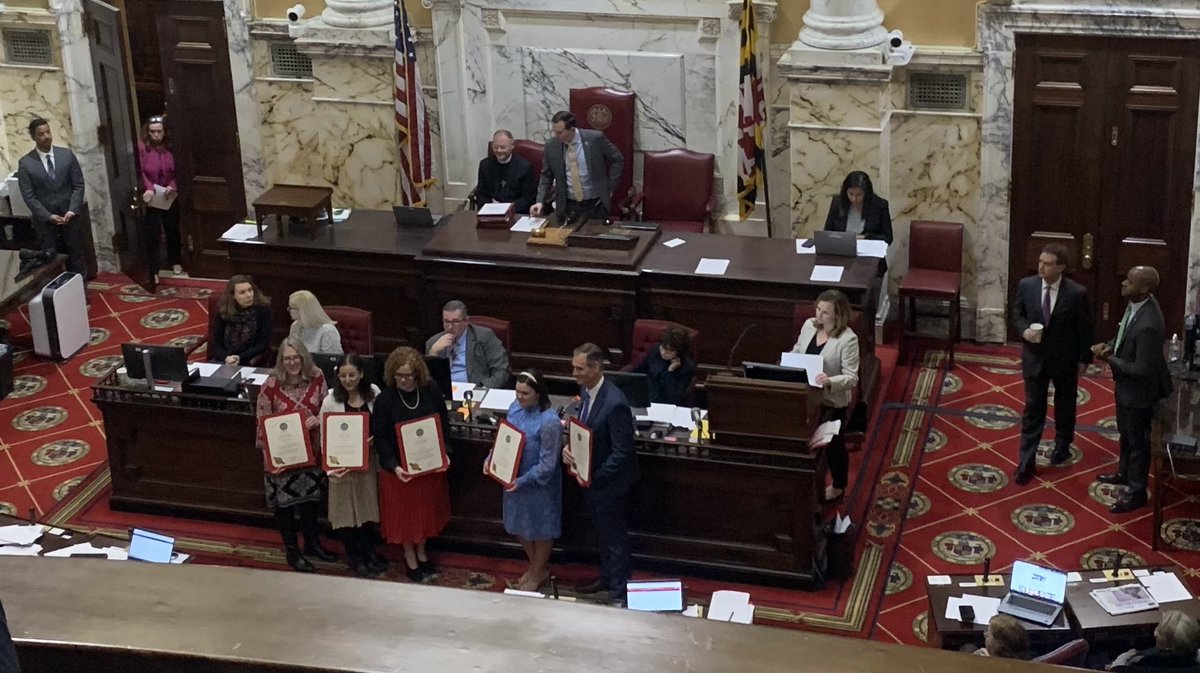 ECase19's tweet photo. Congratulations to Erin Few! MD Civic Educator of the Year! Recognized this weekend @MDCSStalk conference and at the beginning of the month in the MD General Assembly! @CroftonHigh @mdcivics @SocStudiesAACPS @AACountySchools https://t.co/pFQqlED9c2