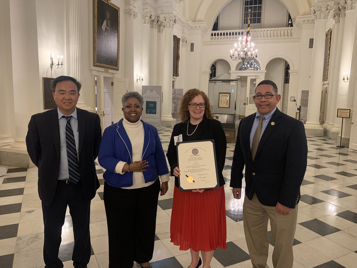 ECase19's tweet photo. Congratulations to Erin Few! MD Civic Educator of the Year! Recognized this weekend @MDCSStalk conference and at the beginning of the month in the MD General Assembly! @CroftonHigh @mdcivics @SocStudiesAACPS @AACountySchools https://t.co/pFQqlED9c2