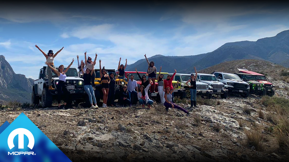 MoparMexico's tweet photo. Las #MujeresMopar desafiaron los límites y vivieron una experiencia #offroad con los #AccesoriosOriginalesMopar, demostrando la #PasionMopar que llevan dentro. #Mujer4x4 #Offroadseason #Moparizate
#RutaMujeres #StellantisMX85Aniversario https://t.co/r3l53sqkGr