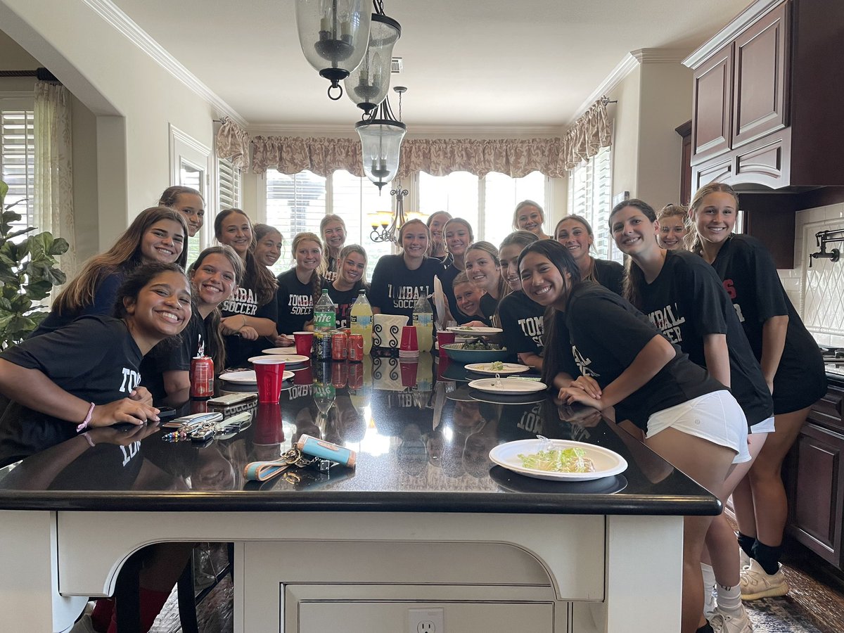 Area Gameday Eve! 🍕 party at the Landry House! Thanks for 💕 on our girls!!! ❤️🤍⚽️🚣‍♀️ #rowasone #collinsstrong