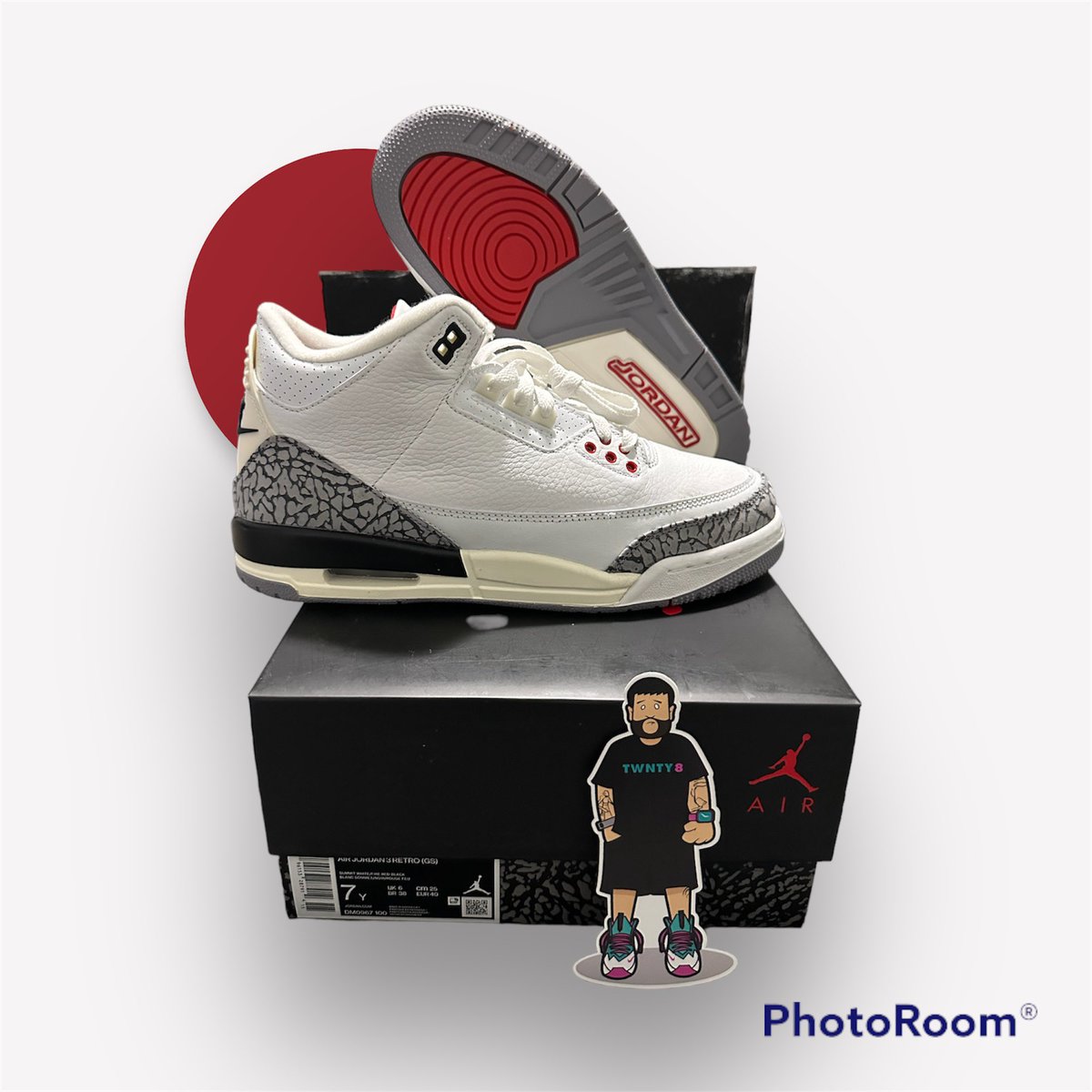 TWNTY8's tweet photo. $165 Plus 🚢 
Brand New 
Size 7Y https://t.co/iIiGe1JCw6