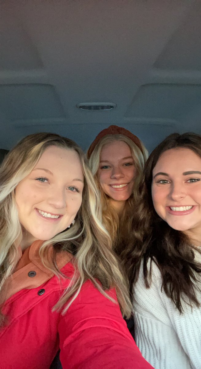 Had our first day of Level III student teaching today! Loving being in third grade so far!!! 😊 #bulldogs