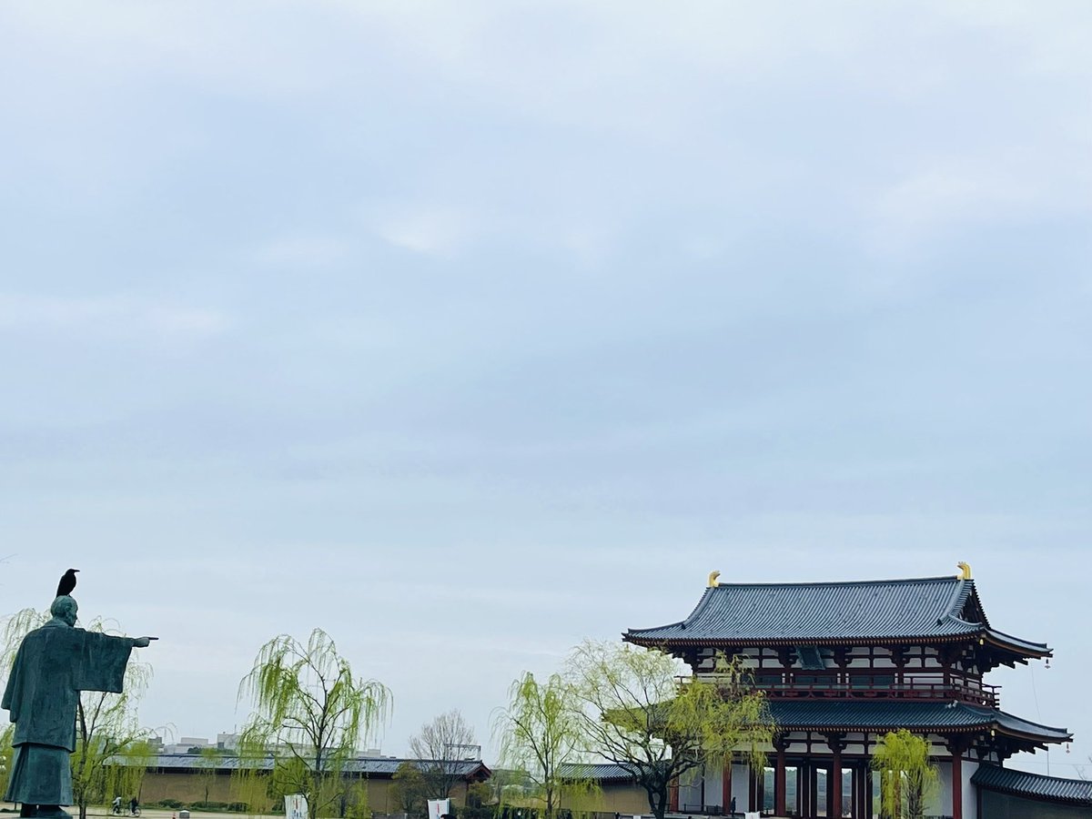 event_station's tweet photo. とてもお天気がいいですね。
桜も満開になってるところが多いみたいなので、桜が散る前に見に行きたいなと思っています🌸

本日はESの稽古があり、とてもワクワクしています。遊びに来てくれる人がいたら喜びます🎶

写真はこの前撮ったベストショット❗️ https://t.co/LM06zGmAXa