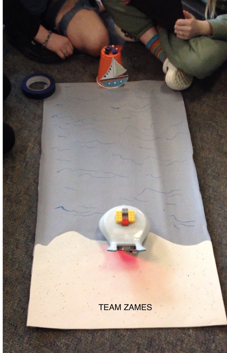 TeacherEureka's tweet photo. The ZAMES Team finished 🛟 Quest 2. They were having fun while programming Finchbot to be a helper. #FordGirlsinSTEM #GirlsSolveIt #coders #girlscode https://t.co/1oR0dwIDzY