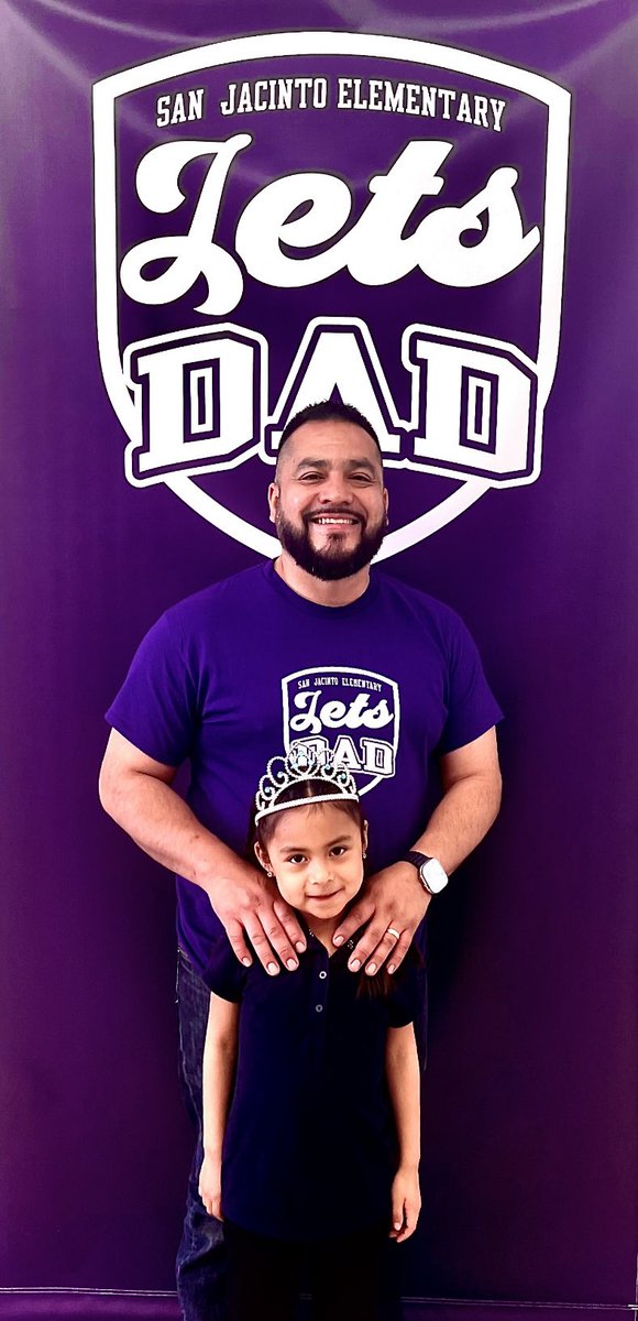 Thank you Edgar Mares for being a Jets Dad and volunteering your time to make an impact! We hope you had a very Happy Birthday sweet Elena! 
Representation matters. 
#MaleRoleModels
#CommunityCentered 
#ChangeMakers @TeamDallasISD 
✨💜🚀 ✨💜🚀 ✨