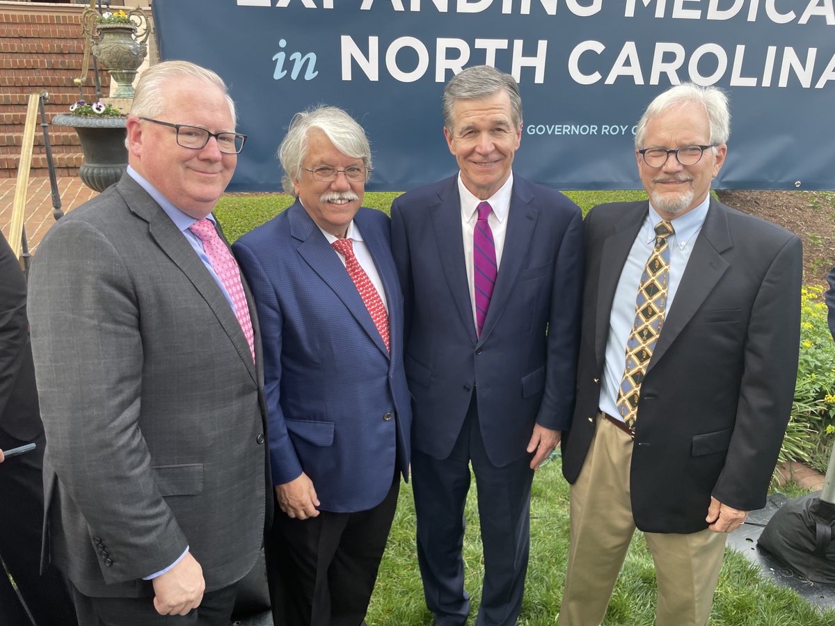 myncafp's tweet photo. A great day for our state — providing healthcare coverage to as many as 600,000 North Carolinians.  Thanks to @NC_Governor, @NCHouseSpeaker and @SenatorBerger for working together on HB76 to make this possible.  More scenes from today’s bill signing. https://t.co/bYIaVaDdrn